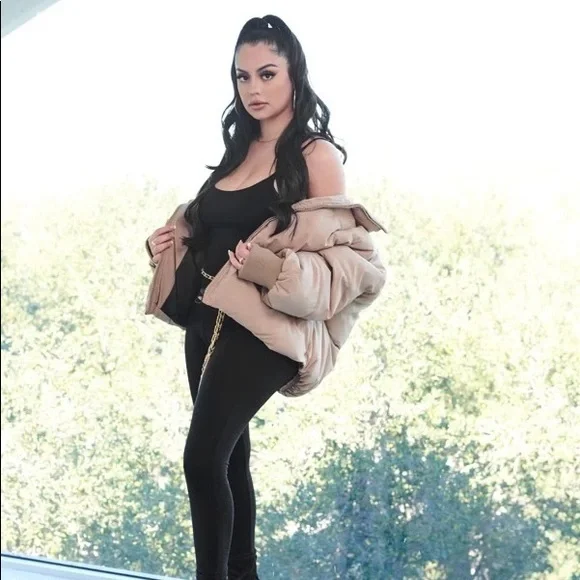 SHEIN X Les Do Makeup Drop Shoulder Zip Up Puffer Jacket